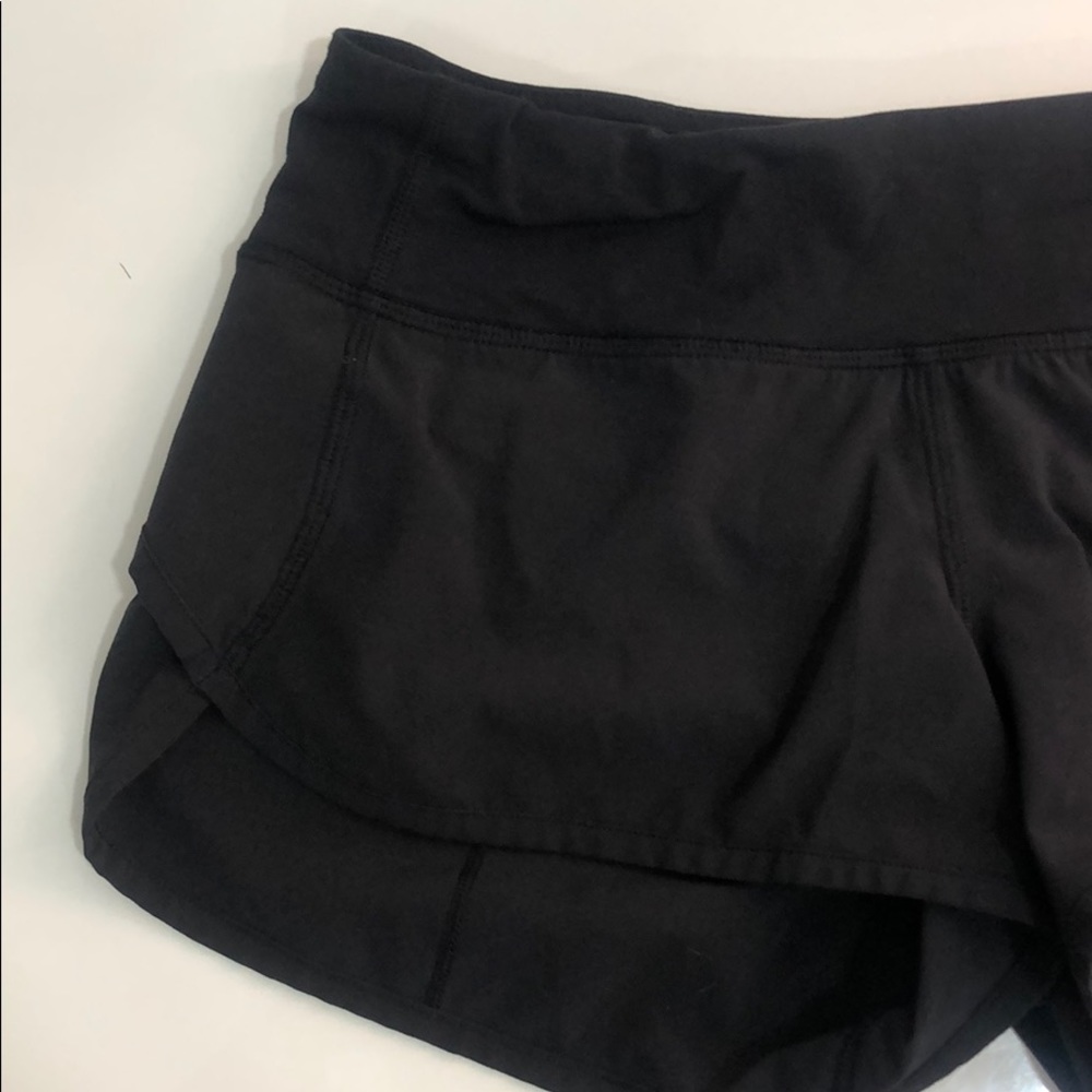 Size 2 lululemon shorts
